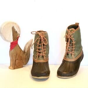 Tommy Hilfiger Men's Campbell Duck Boots Olive and Tan Rain Boots